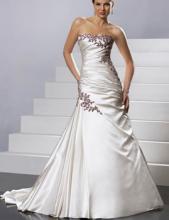Выбираем свадебное платье 2013 по фигуре